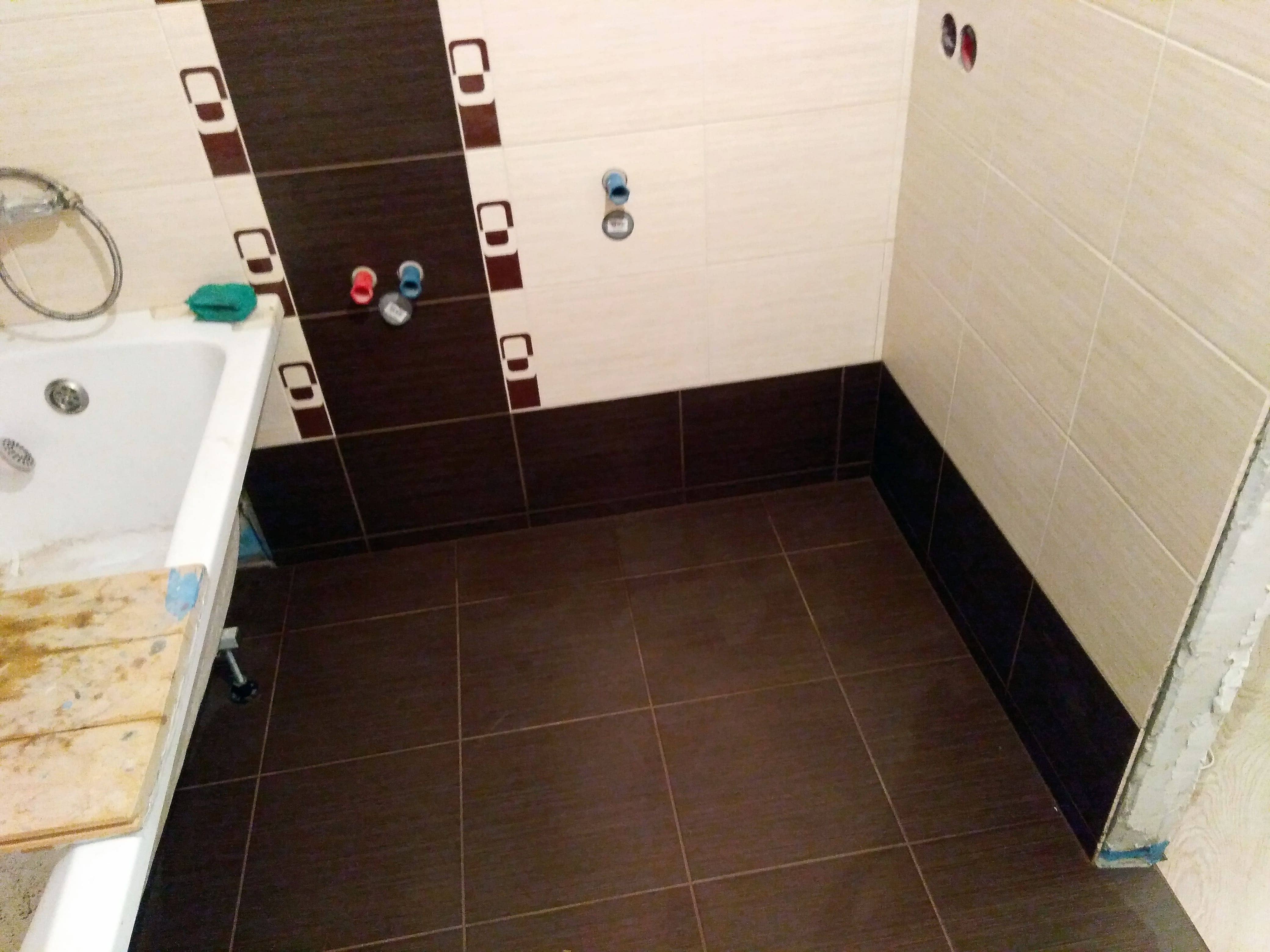 Плитка Golden Tile Вельвет в совмещённом санузле.